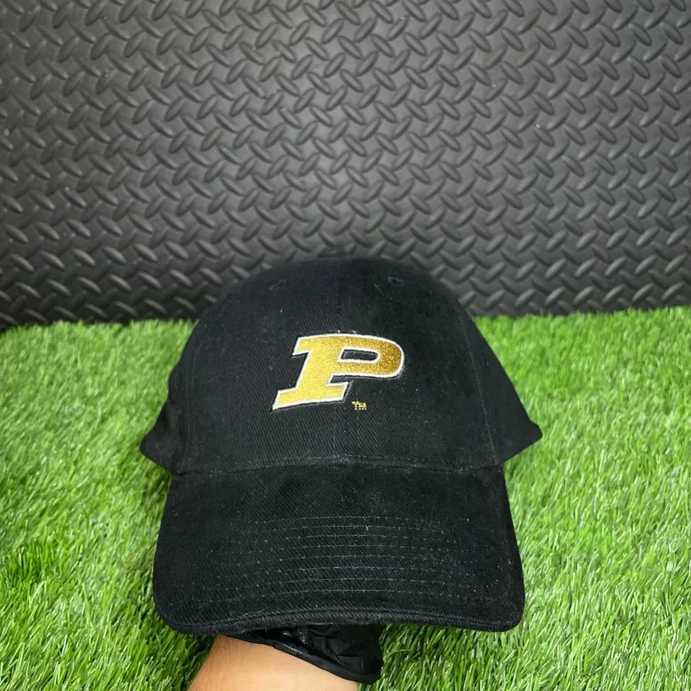 Vintage Purdue University Boilermakers Black Hat Baseball Football, Basketball‎